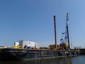 Barge 110 x 32 x 9 Spud